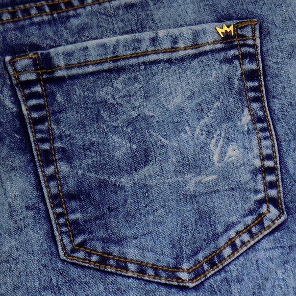 Nicki Minaj Denim Mid-Rise Torn Look Riveted Shorts Size 13/14 - Picture 5 of 8